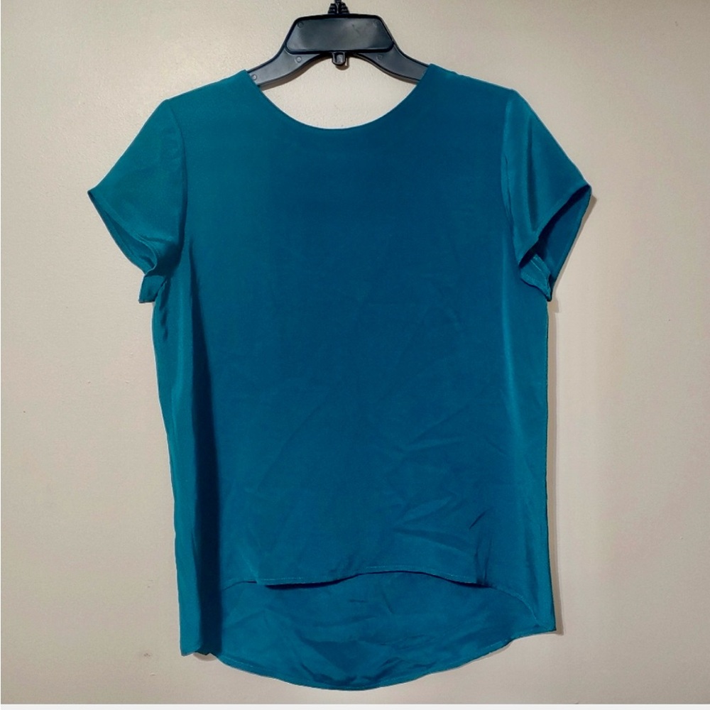 Cuyana Silk High Low Tee in Teal